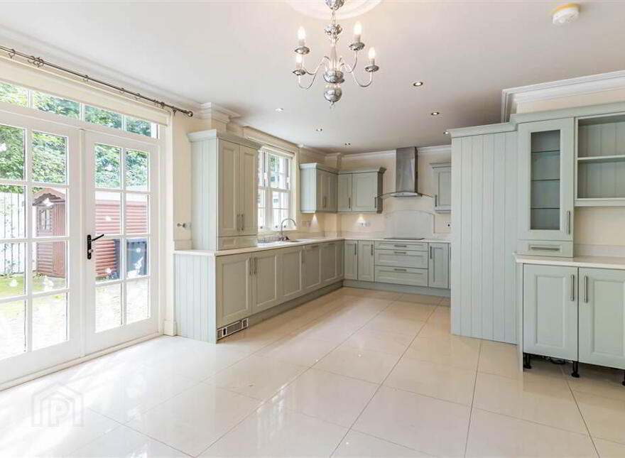 2 Danesfort Park Court, Off Stranmillis Road, Belfast, BT9 7RF