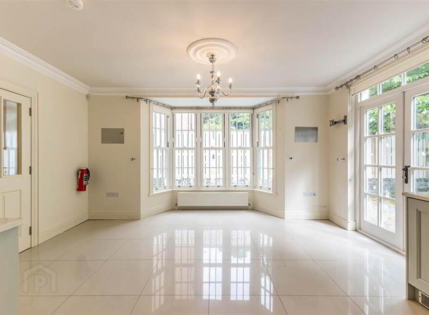 2 Danesfort Park Court, Off Stranmillis Road, Belfast, BT9 7RF