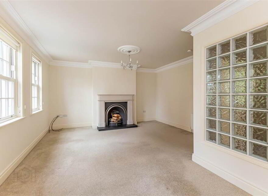 2 Danesfort Park Court, Off Stranmillis Road, Belfast, BT9 7RF