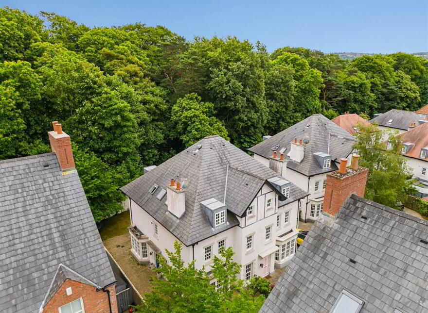 2 Danesfort Park Court, Off Stranmillis Road, Belfast, BT9 7RF