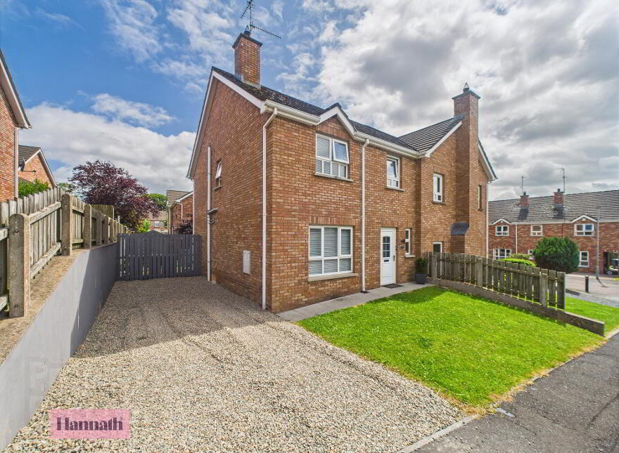 61 Bocombra Hill, Portadown, Craigavon, BT63 5SA photo