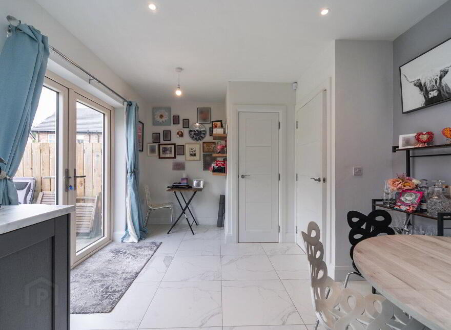 42 Woodbrook Meadows, Lisburn & Castlereagh, Lisburn, BT28 0AE