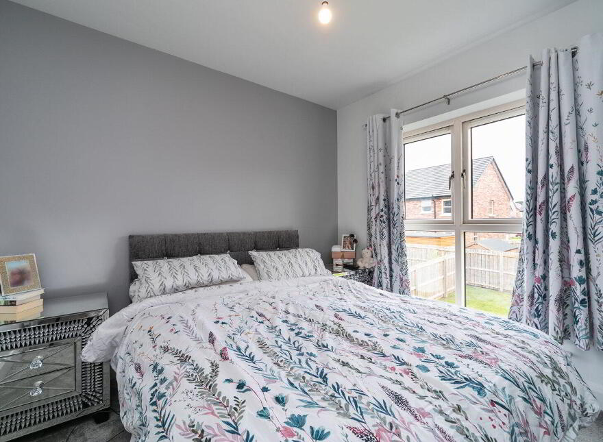 42 Woodbrook Meadows, Lisburn & Castlereagh, Lisburn, BT28 0AE