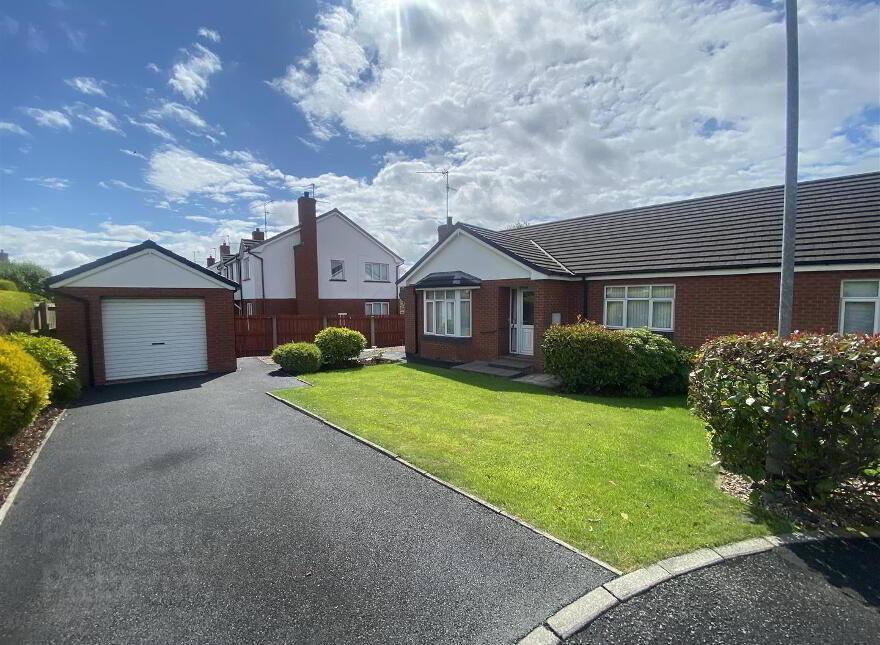4 Inglewood Manor, Portadown, BT62 3BS photo