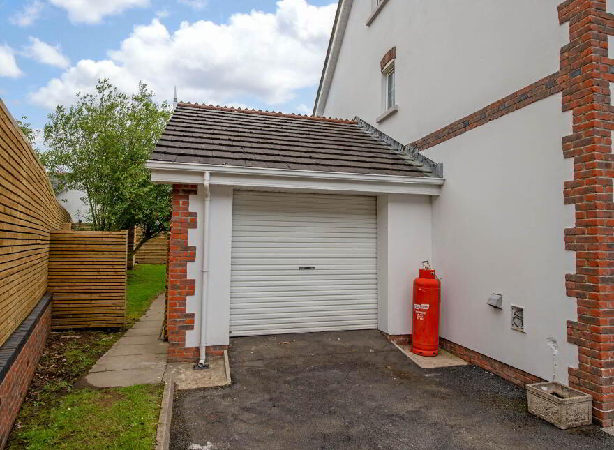 2 The Links, Greencastle, F93E084