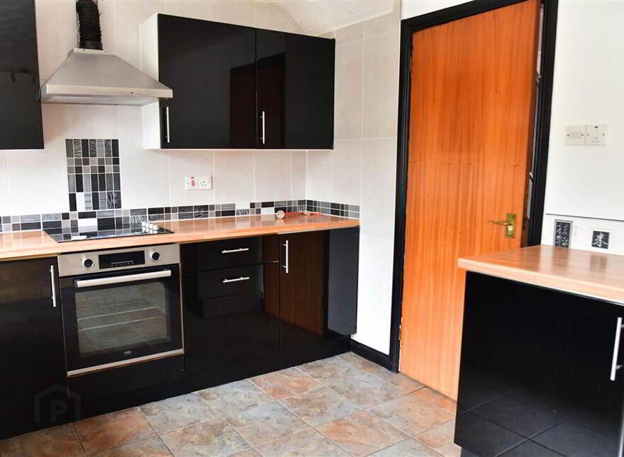 63 Fenaghy Park, Galgorm, Ballymena, BT42 1JT