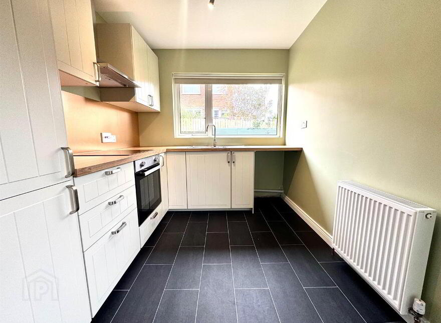 4 Rockland Crescent, Newtownards, BT23 8SF