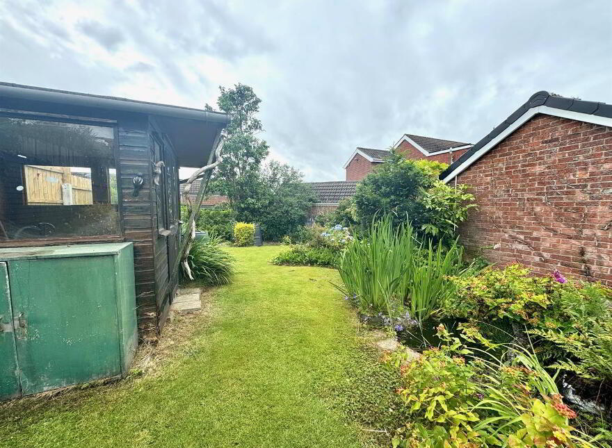 4 Rockland Crescent, Newtownards, BT23 8SF