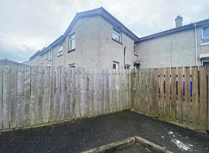 26 Ballynoe Gardens, Bangor, BT19 1SA photo