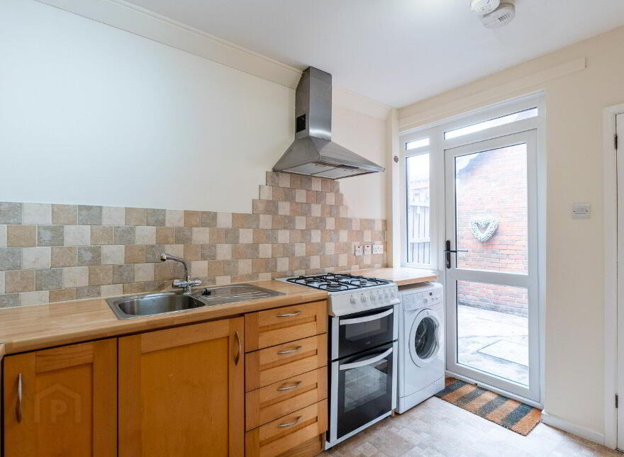 27 Spencer Street, Holywood, BT18 9DN