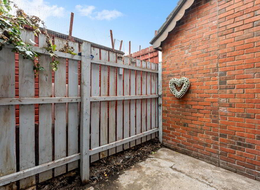 27 Spencer Street, Holywood, BT18 9DN