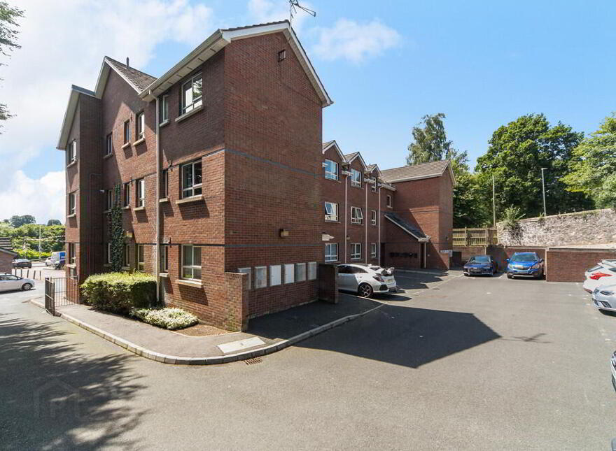 7 Park View, Old Milltown Road, Belfast, BT8 7SQ