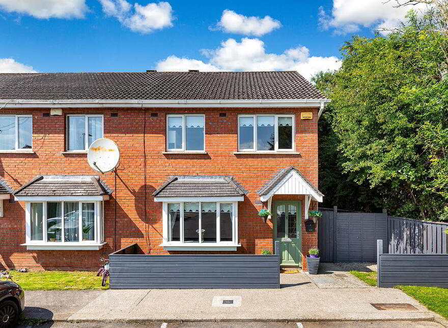 29 Arda Raith Wood, Tullyallen photo