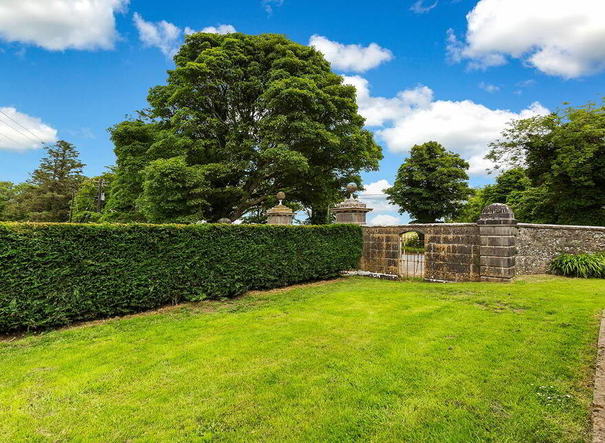 The Gate Lodge Carrickbaggot Co Louth A92 Dt80