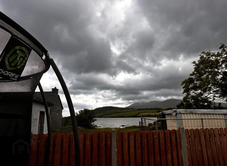 Cloghane, Tralee, Dingle