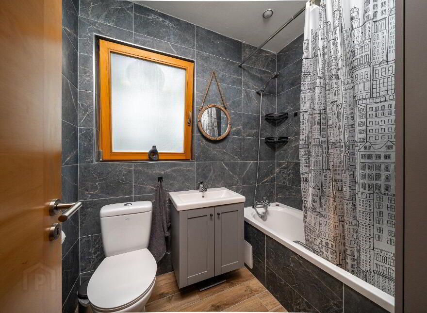 25 Battery Court, Battery Road, N39X2W2