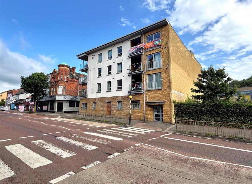 Apt 7, 109 Shankill Road, Belfast, BT13 1FD photo