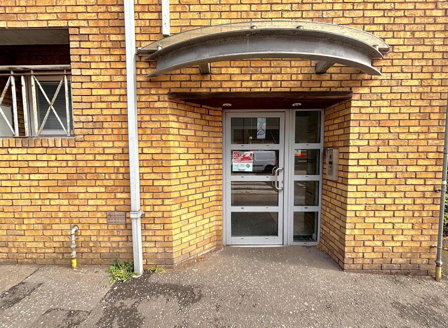 Apt 7, 109 Shankill Road, Belfast, BT13 1FD