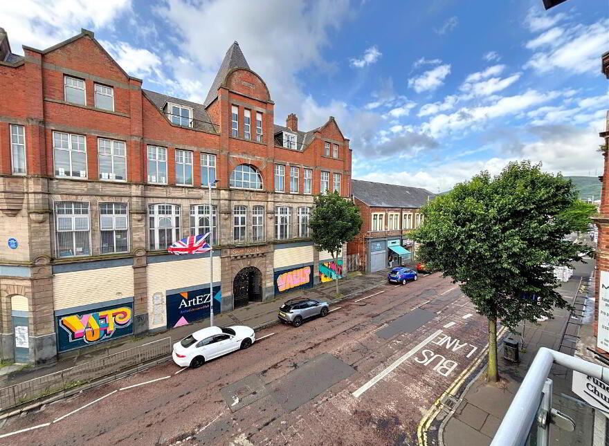 Apt 7, 109 Shankill Road, Belfast, BT13 1FD