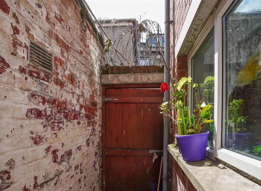 35 Damascus Street, Holylands, Belfast, BT7 1QQ