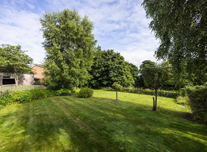 5 St. Patricks Gardens, Templepatrick, Ballyclare, BT39 0AD
