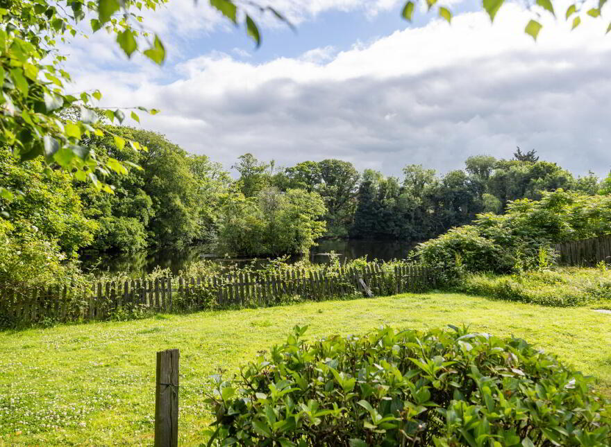 5 St Patricks Gardens, Templepatrick, Ballyclare, BT39 0AD