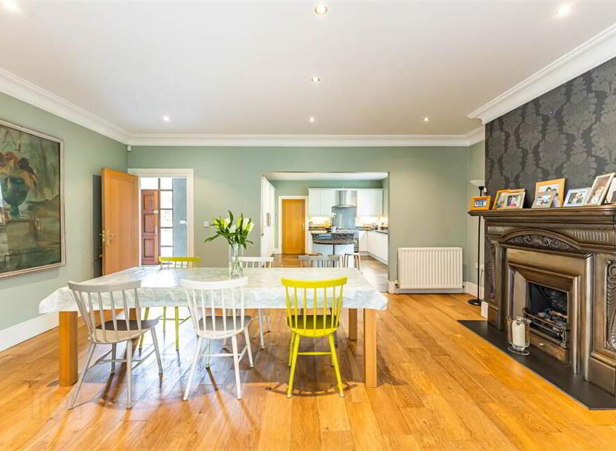 27a Deramore Park, Malone, Belfast, BT9 5JX