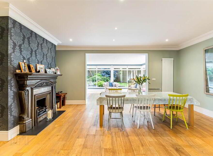 27a Deramore Park, Malone, Belfast, BT9 5JX