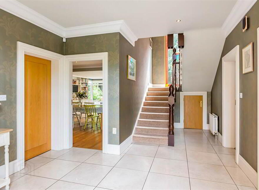 27a Deramore Park, Malone, Belfast, BT9 5JX