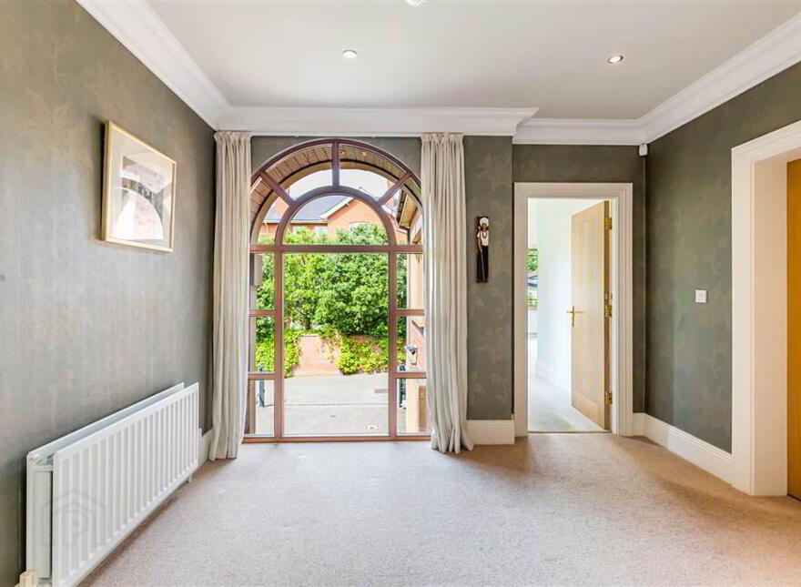 27a Deramore Park, Malone, Belfast, BT9 5JX