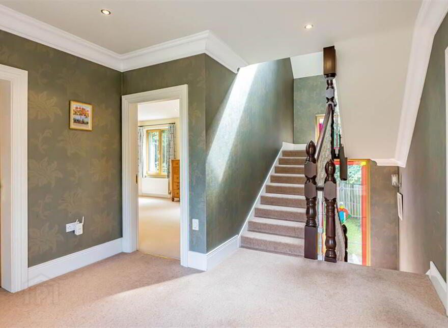 27a Deramore Park, Malone, Belfast, BT9 5JX