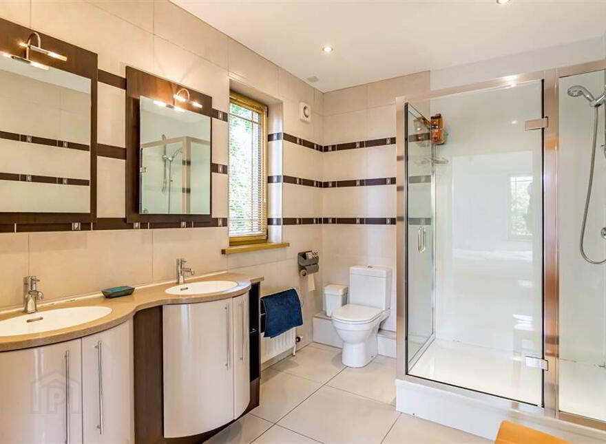 27a Deramore Park, Malone, Belfast, BT9 5JX