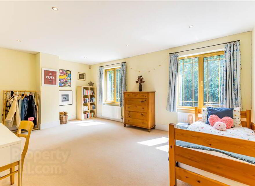 27a Deramore Park, Malone, Belfast, BT9 5JX
