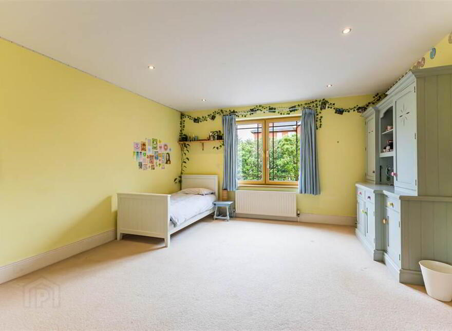 27a Deramore Park, Malone, Belfast, BT9 5JX