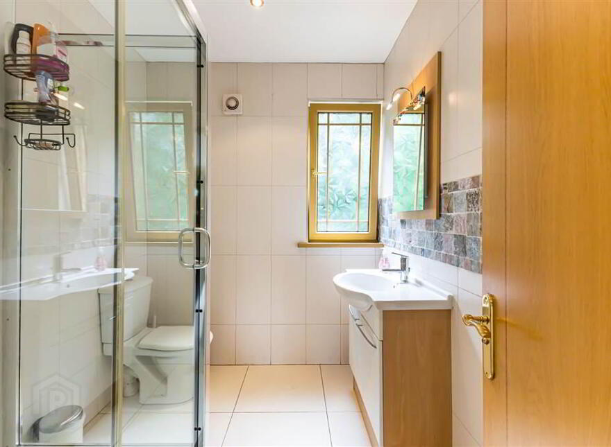 27a Deramore Park, Malone, Belfast, BT9 5JX