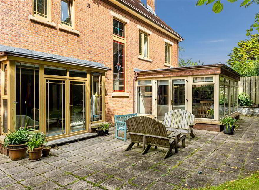27a Deramore Park, Malone, Belfast, BT9 5JX