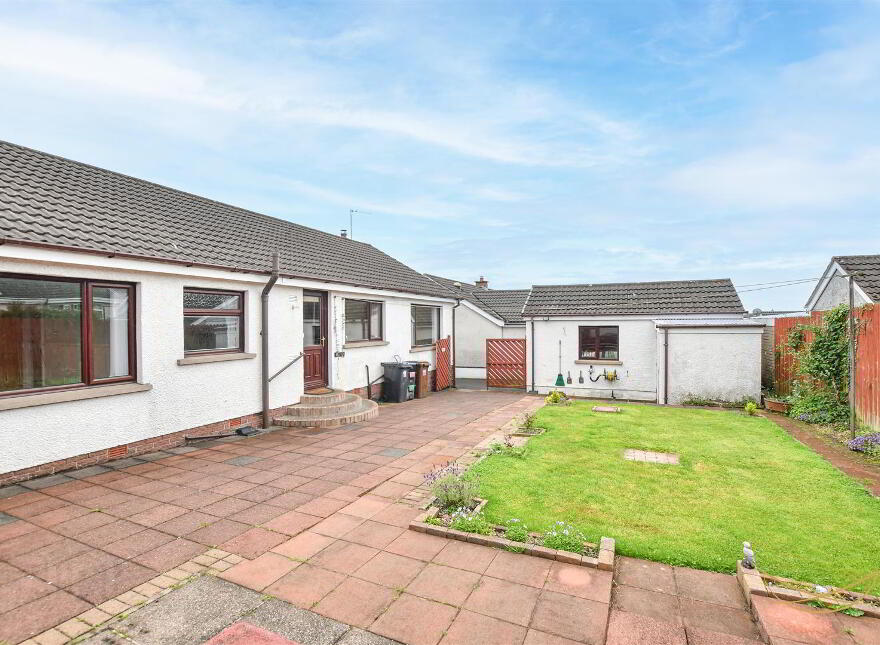 11 Rathmena Park, Ballyclare, BT39 9HY