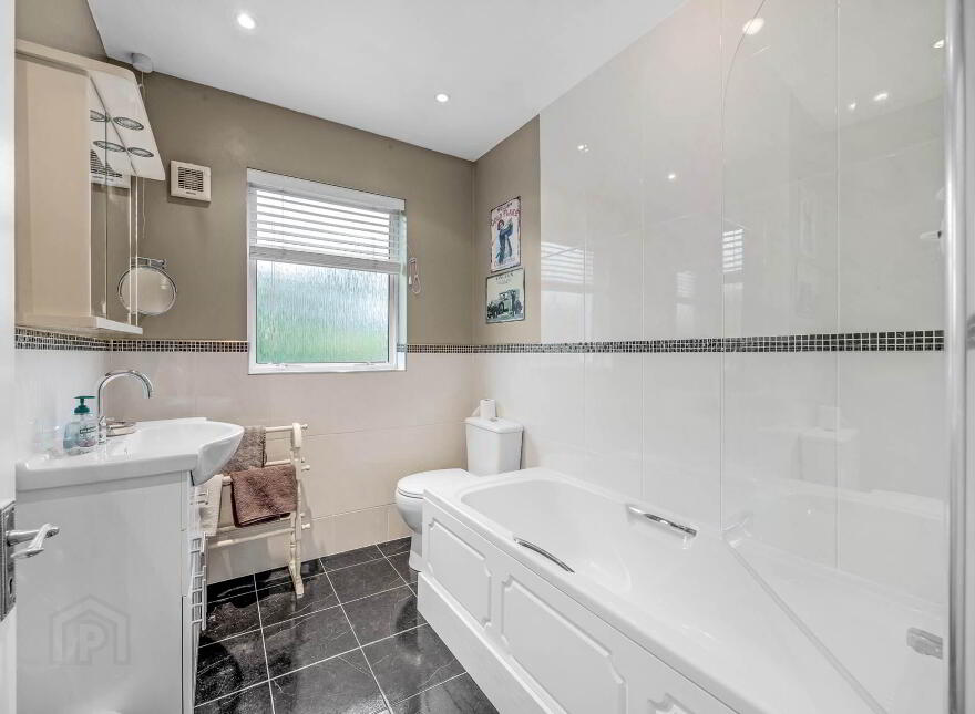 65 Deerpark, Ashbourne, A84HD36