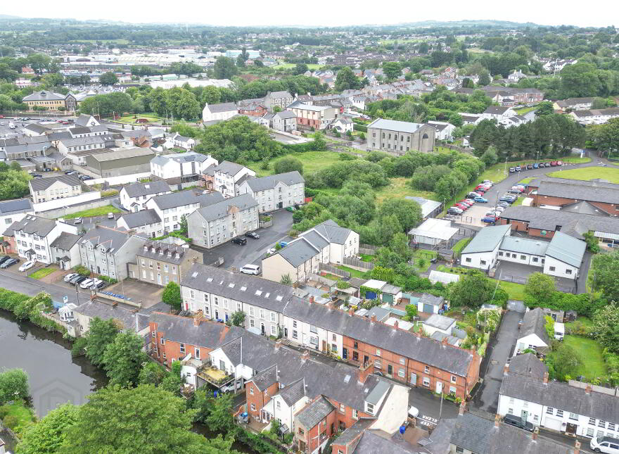 31 Riverside, Antrim, BT41 4BH