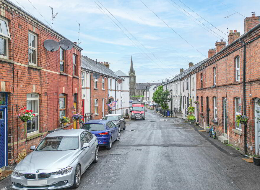 31 Riverside, Antrim, BT41 4BH