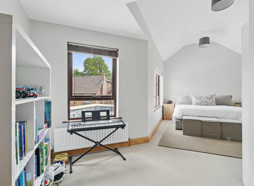 57 Kensington Road, Cherryvalley, Belfast, BT5 6NL
