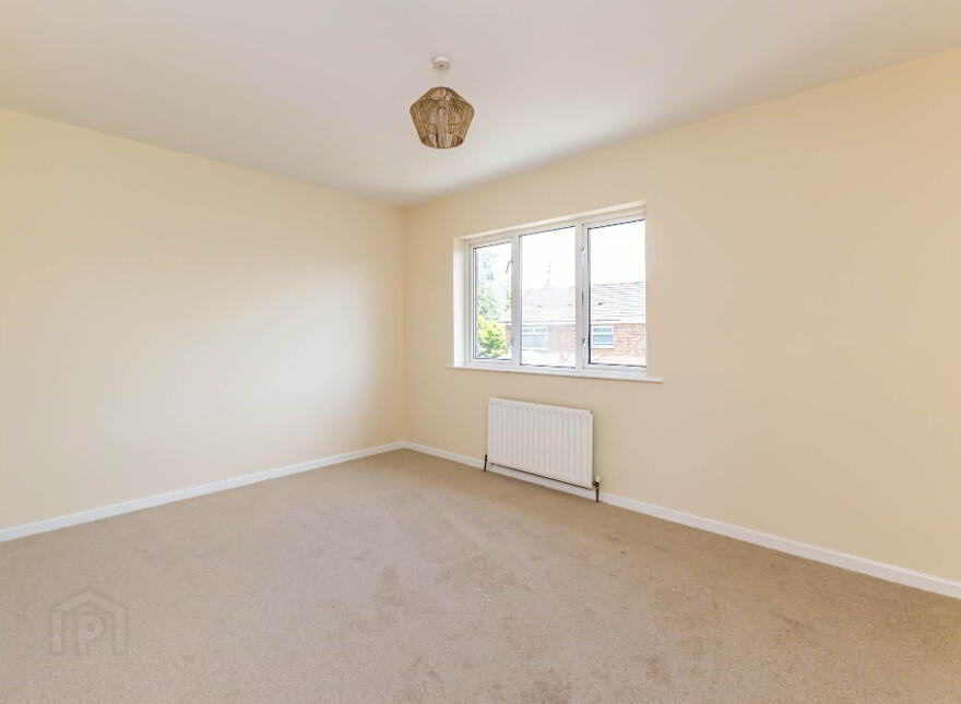4 Moorland Park, Lisburn, BT28 2XT