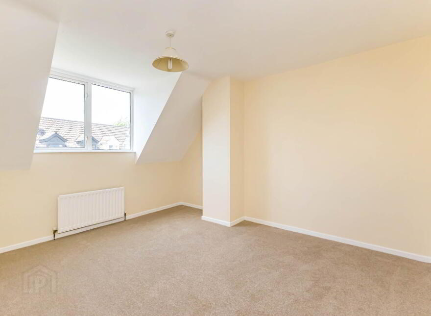 4 Moorland Park, Lisburn, BT28 2XT