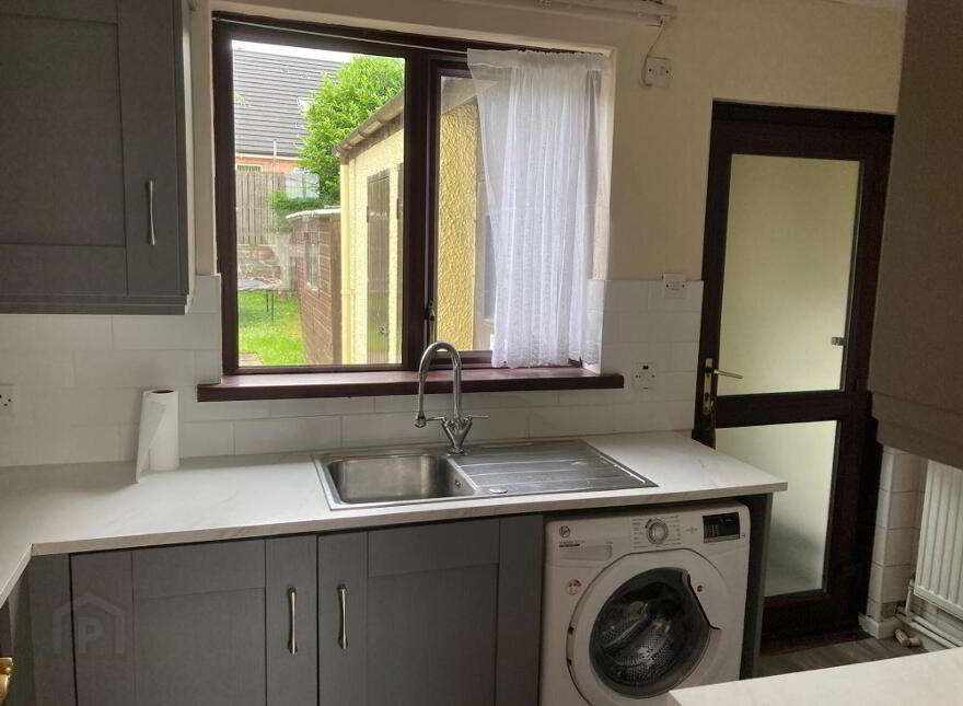 66 Queen's Avenue, Magherafelt, BT45 6