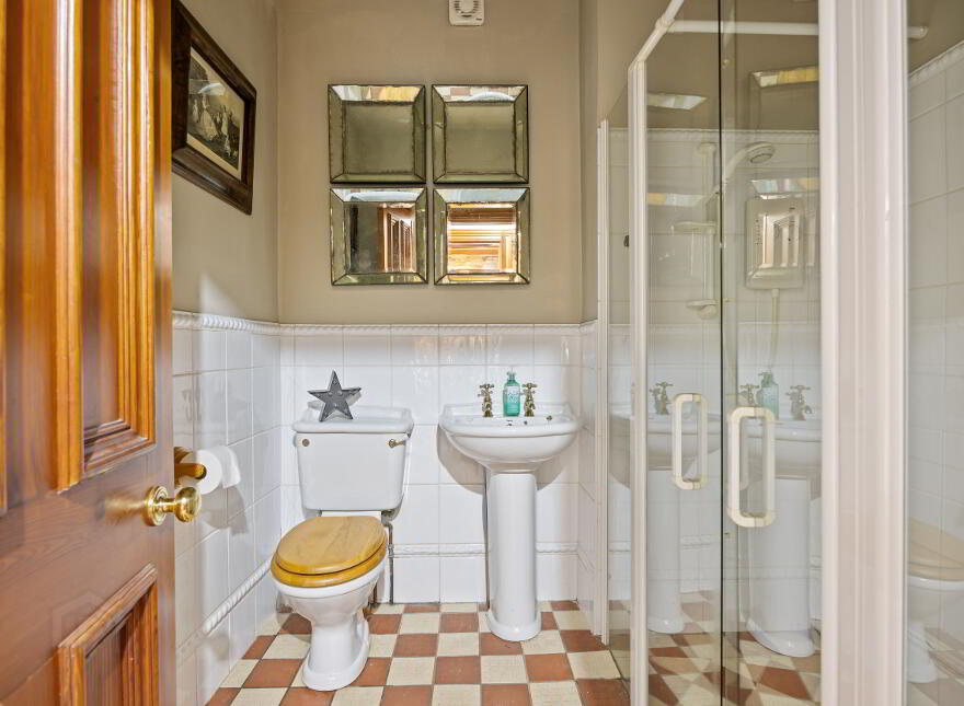 Clover Hill, 91 Killysorrell Road, Blackskull, Dromore, BT25 1LD