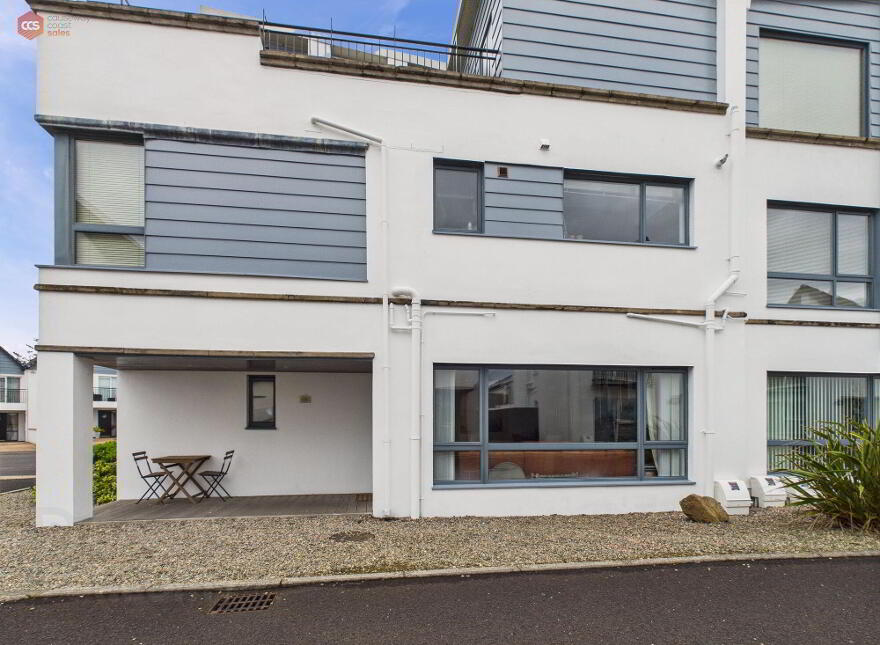 37 The Whins, Portrush, BT56 8FG photo