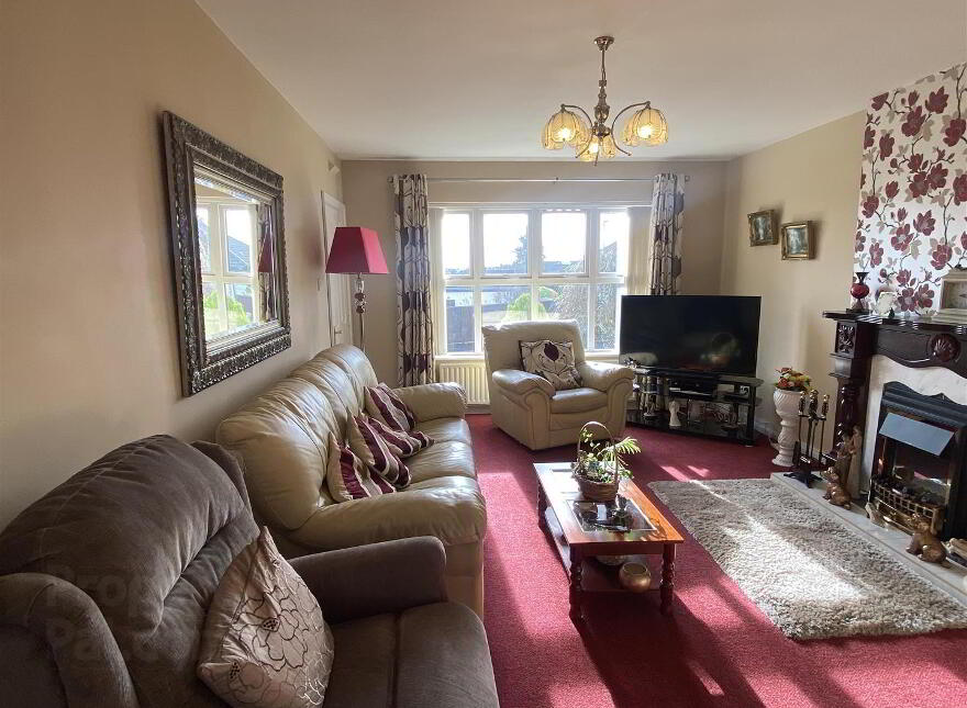 19 Blacksgrove, Ballymena, BT43 6AS photo