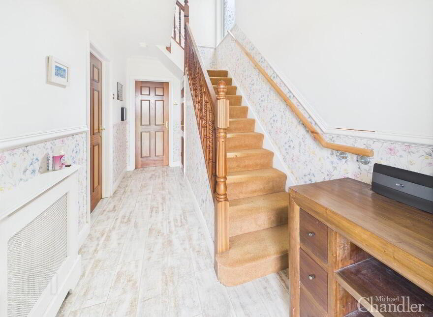 116 Upper Knockbreda Road, Belfast, BT6 9QB
