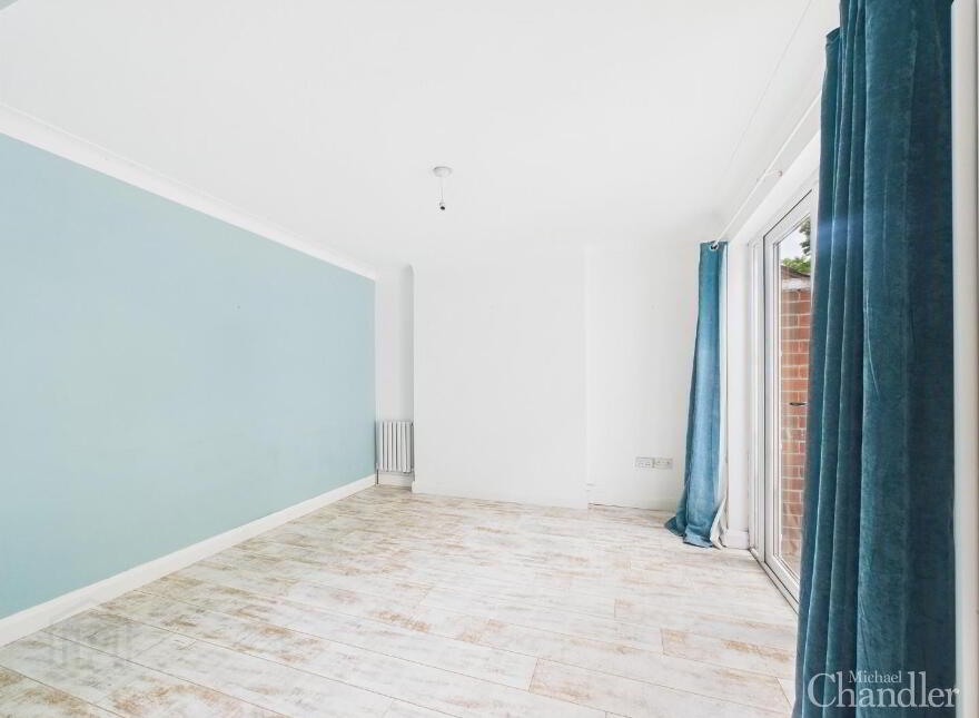 116 Upper Knockbreda Road, Belfast, BT6 9QB