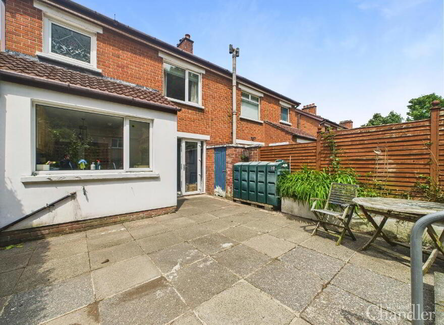 116 Upper Knockbreda Road, Belfast, BT6 9QB